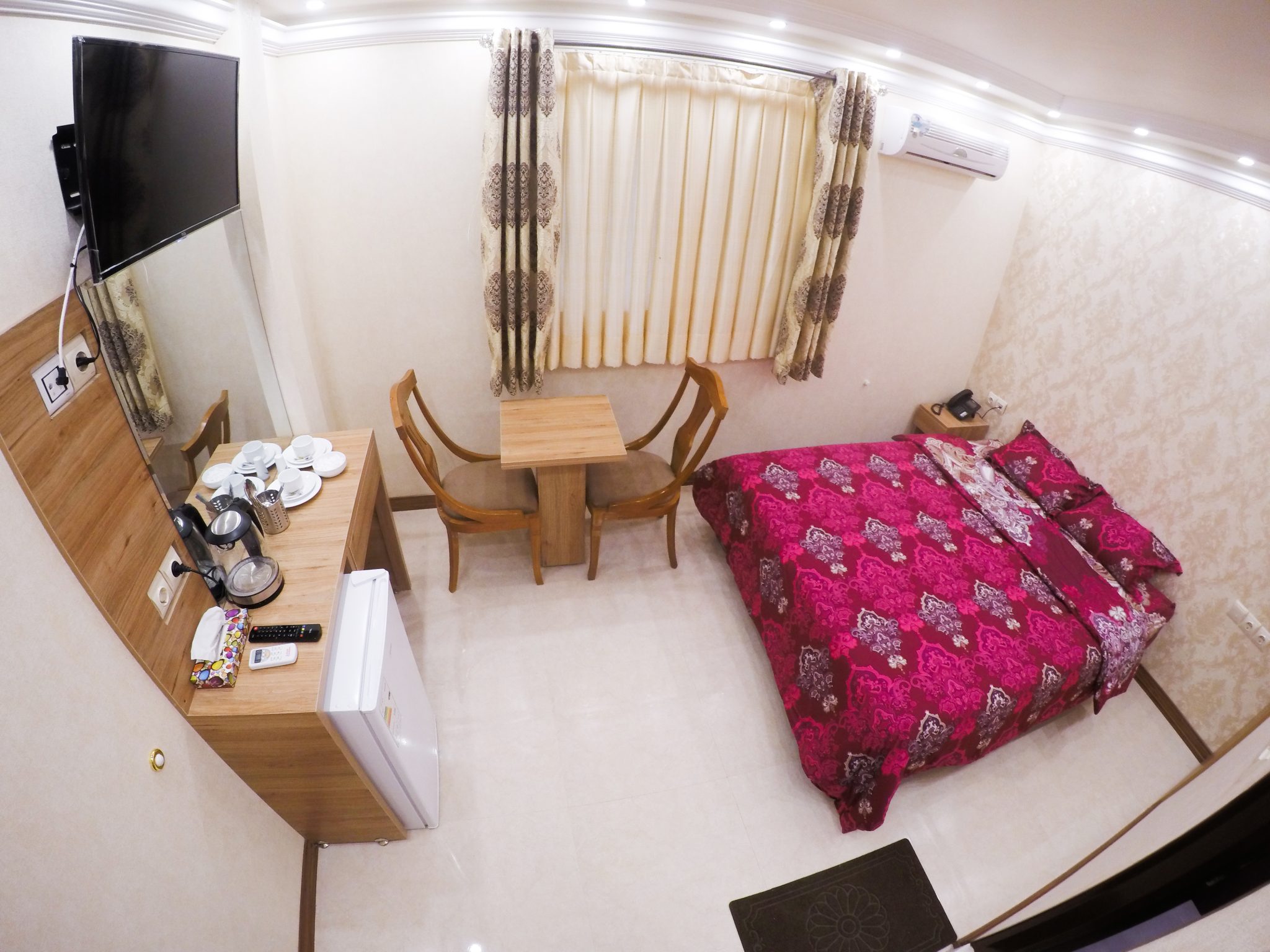 DCIM100GOPROGOPR1214.